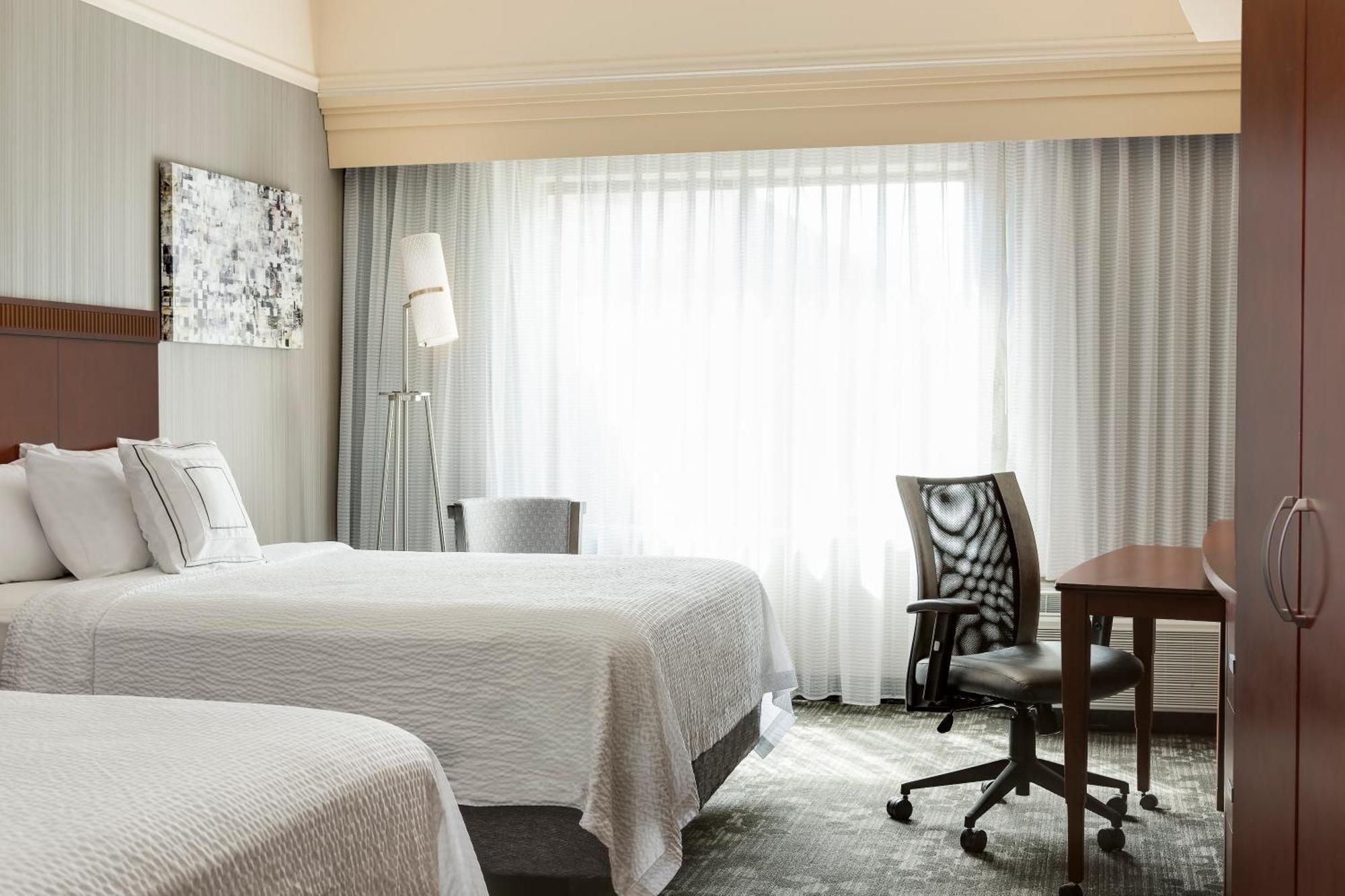 Courtyard By Marriott Columbia Hotel Bagian luar foto