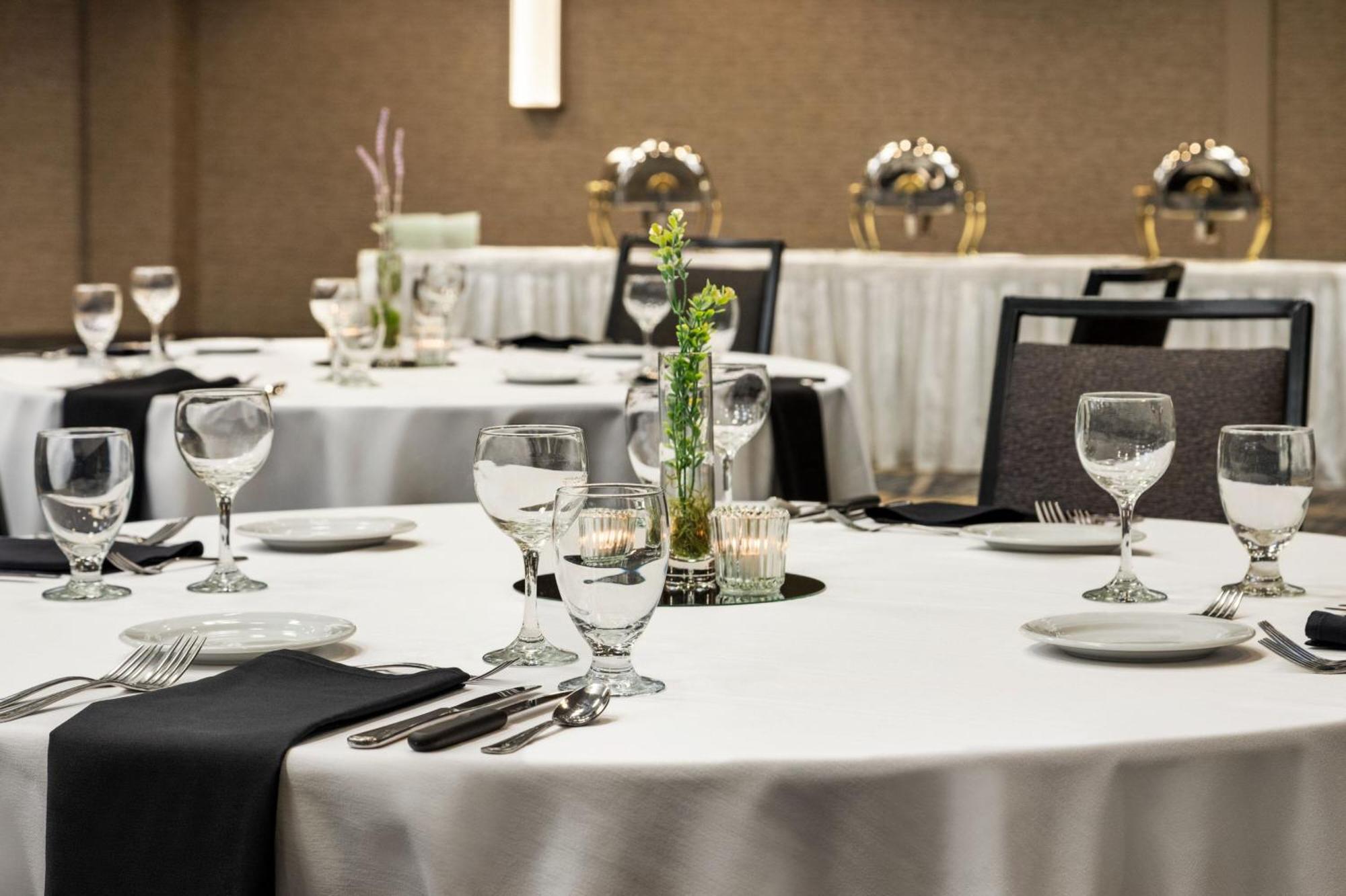 Courtyard By Marriott Columbia Hotel Bagian luar foto