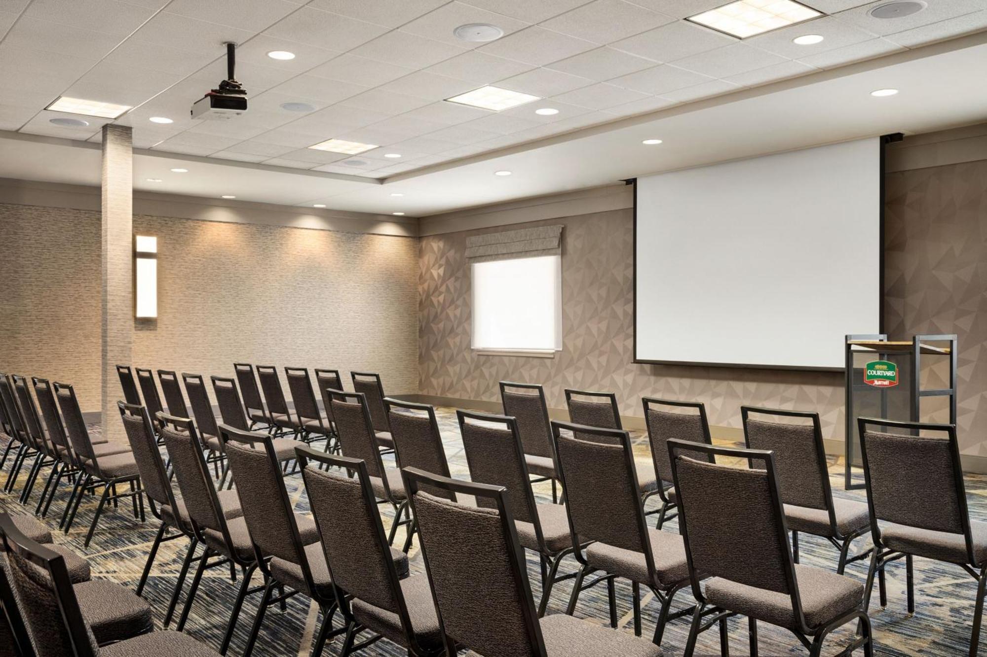 Courtyard By Marriott Columbia Hotel Bagian luar foto