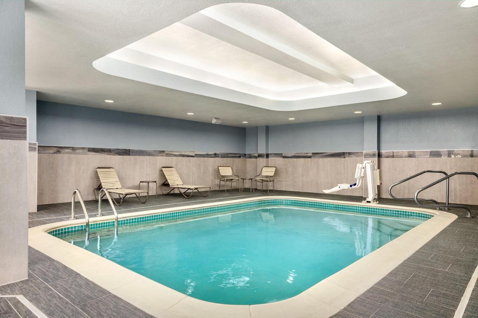 Courtyard By Marriott Columbia Hotel Bagian luar foto
