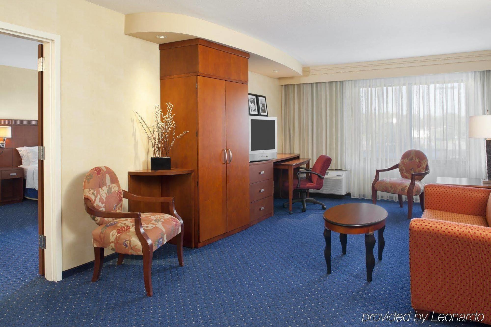 Courtyard By Marriott Columbia Hotel Ruang foto