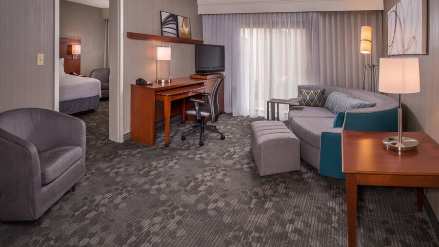 Courtyard By Marriott Columbia Hotel Bagian luar foto
